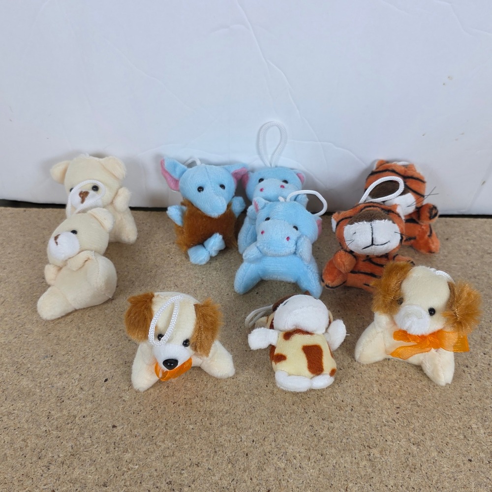 Cute Mini‎ Plush Animal Keychain Toy Set Dog Bear Giraffe Elephant Hippo Tiger